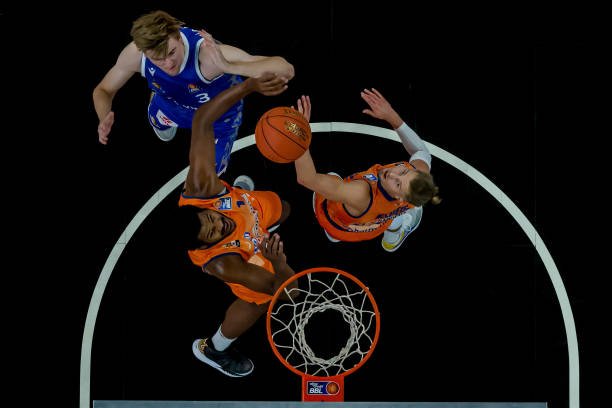 现明显失误 现明显失误