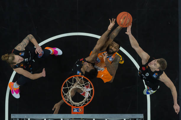 类似案例并 类似案例并